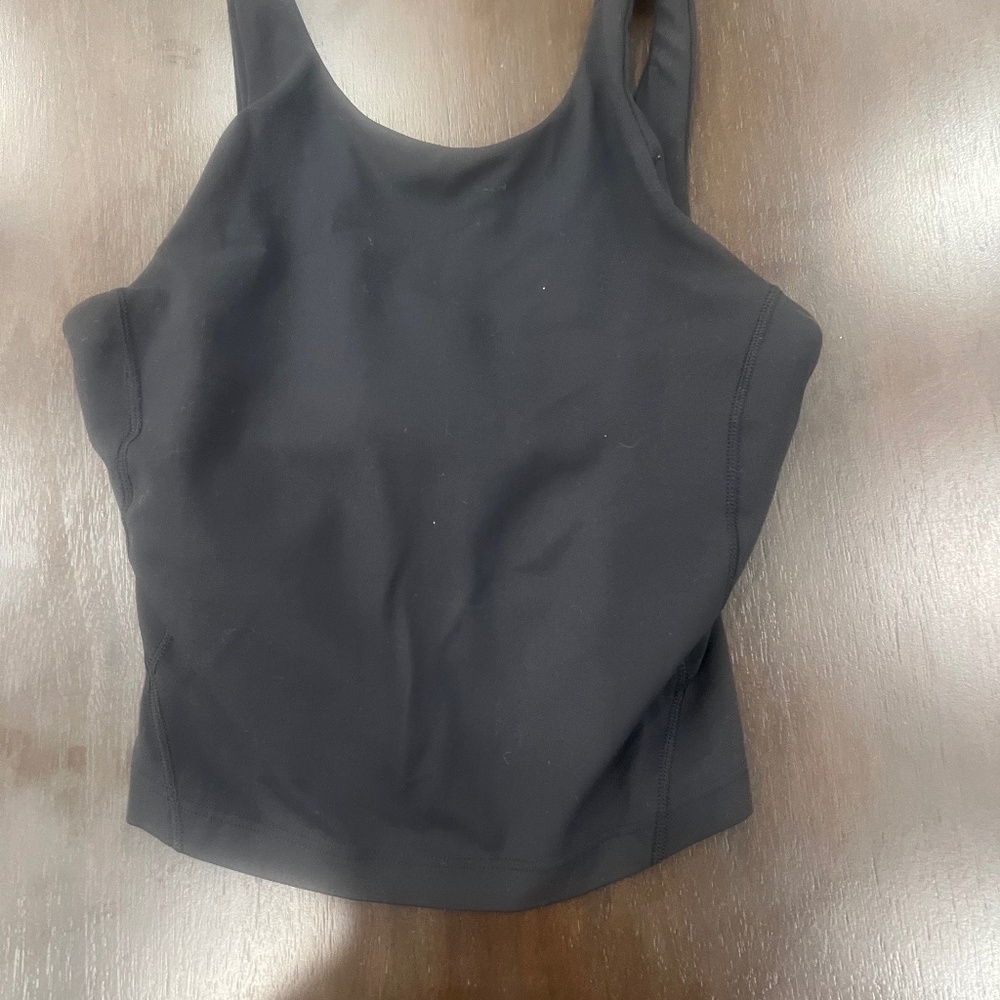 Lululemon tank